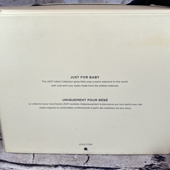 Baby girl UGG flip flop sandal - Picture 7 of 7